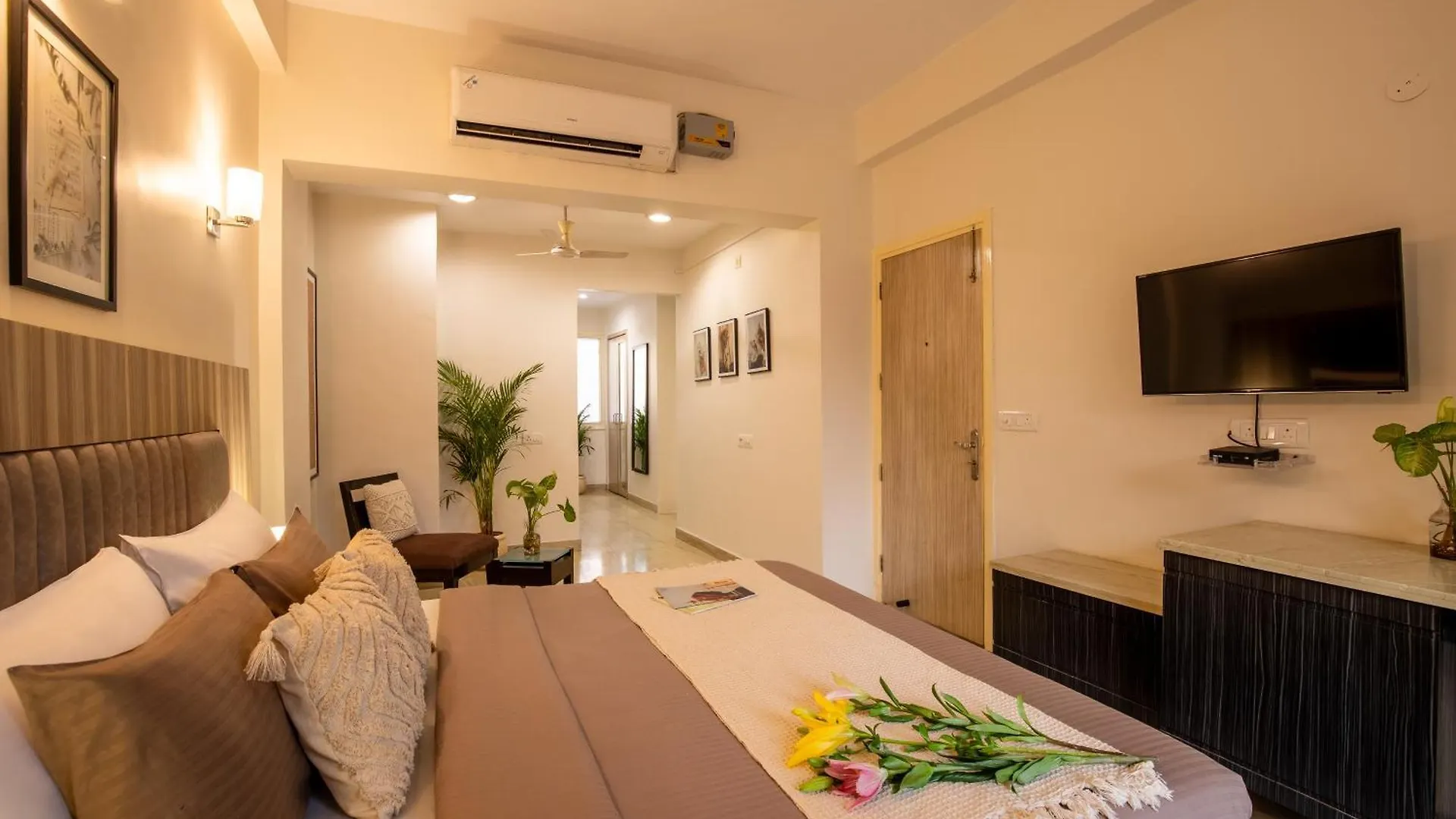 Bedchambers Serviced Apartments, Cyberpark 구르가온 0*,