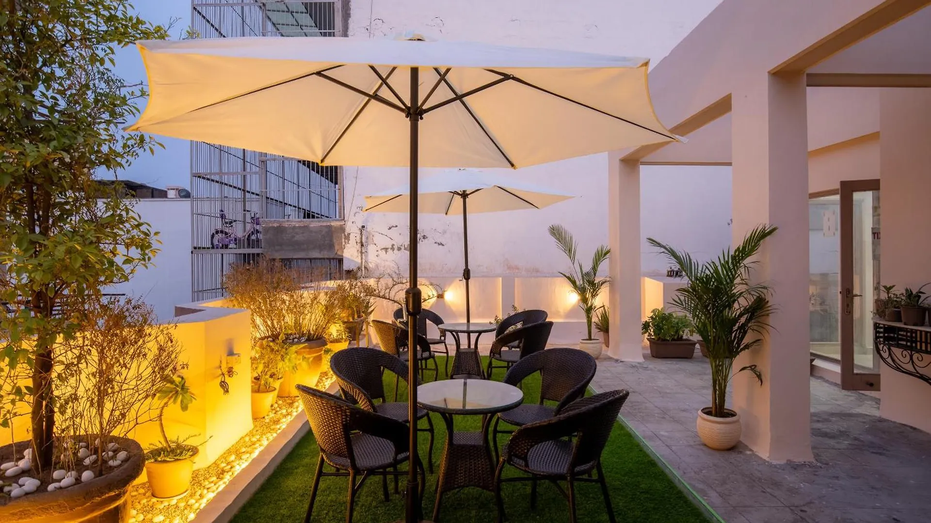 아파트 Bedchambers Serviced Apartments, Cyberpark 구르가온 인도