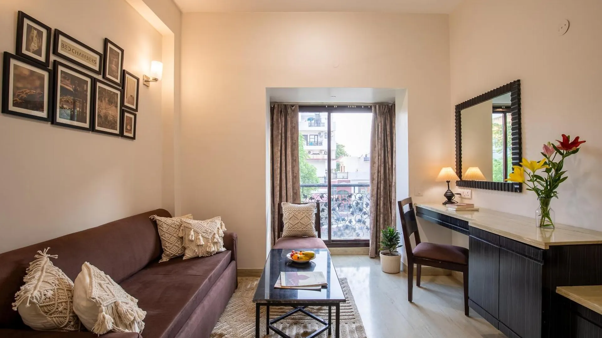 Bedchambers Serviced Apartments, Cyberpark Γκουργκάον 0*,  Ινδία