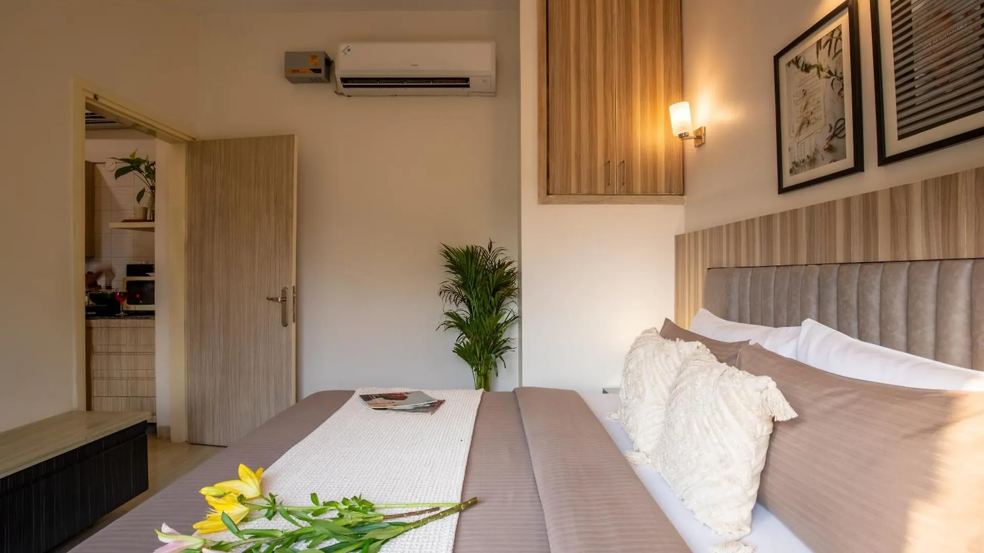 Bedchambers Serviced Apartments, Cyberpark Γκουργκάον 0*,  Ινδία