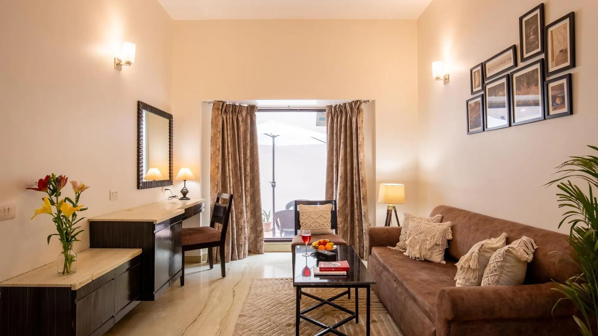 Bedchambers Serviced Apartments, Cyberpark Γκουργκάον 0*,  Ινδία