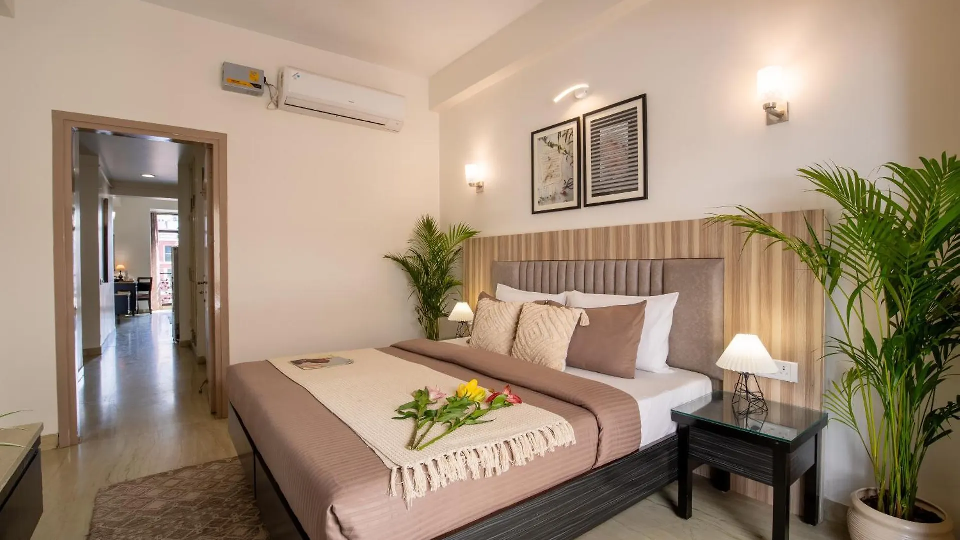 Bedchambers Serviced Apartments, Cyberpark Γκουργκάον 0*,