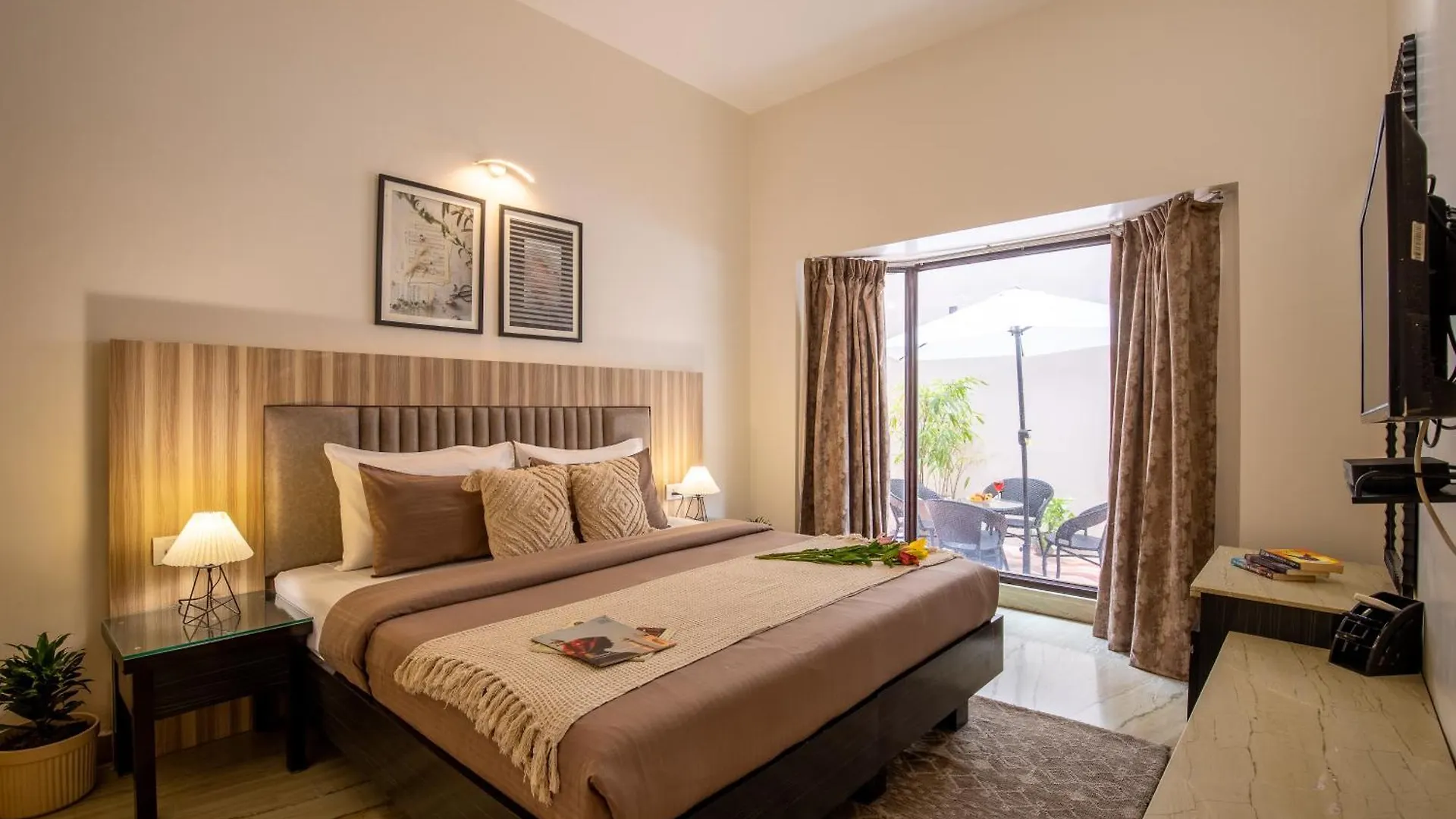 Bedchambers Serviced Apartments, Cyberpark Γκουργκάον 0*,